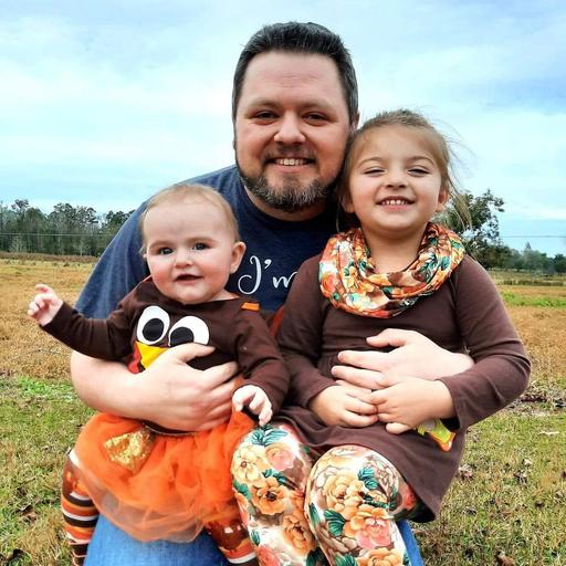 user profile icon inside a circle